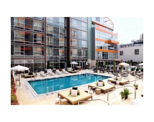 king-and-grove-hotel-williamsburg-brooklyn-07